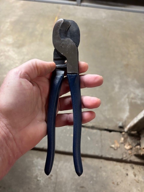 18CC9 THOMAS BETTS CABLE CUTTER NEW SURPLUS