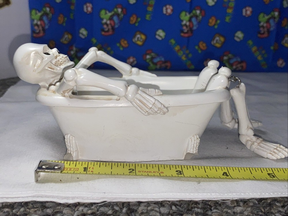 Skeleton Decor