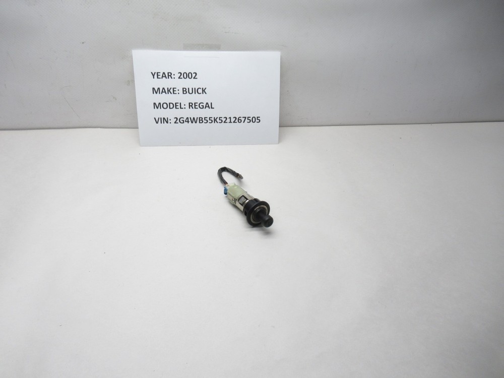 2002 Buick Regal Cigarette Lighter OEM