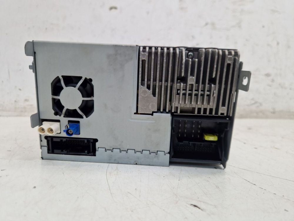 Radio/Multimedia Code System Not Available. Pour pour