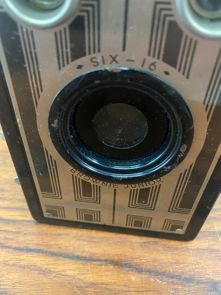 Vintage Brownie Junior Six 16 Box Camera