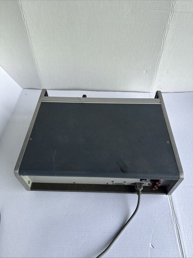 HP 331A Distortion Analyzer Hewlett Packard Vintage Audio Tester Powers On