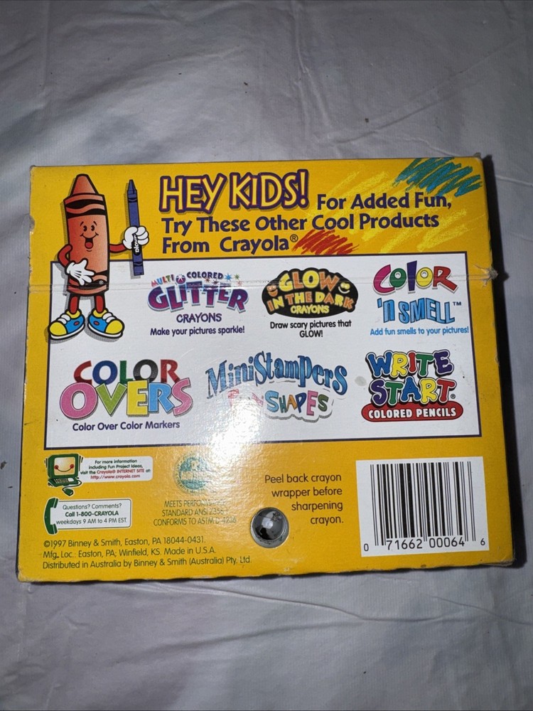 Crayola 64 Pack Crayons Box Built-In Sharpener 1997 Binney & Smith(9)