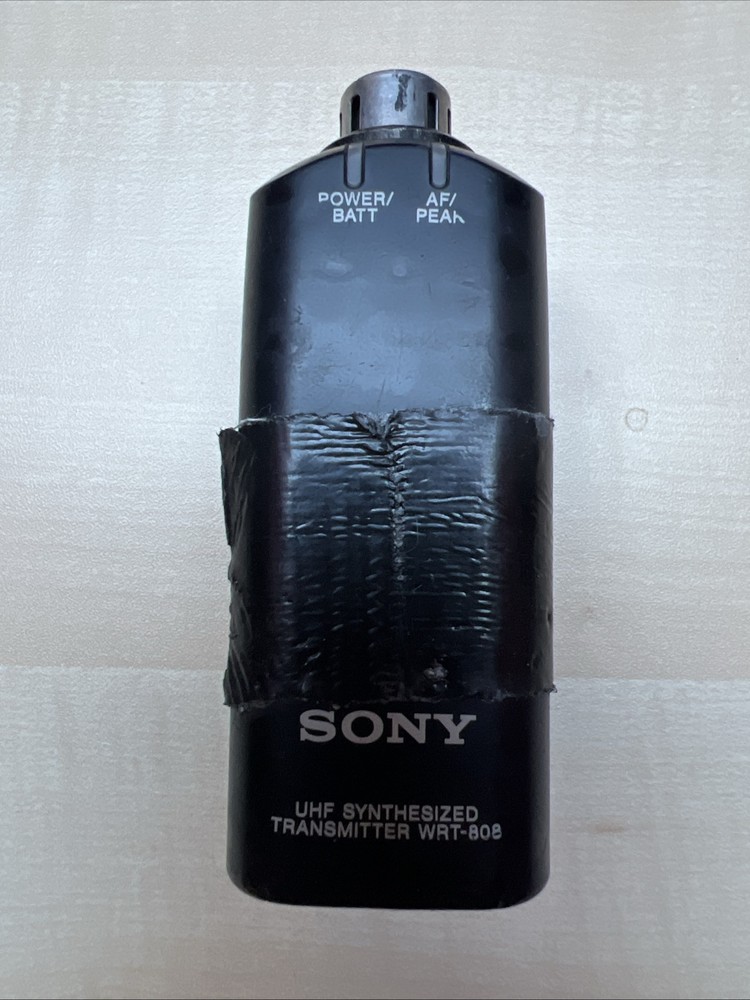 Sony UHF Synthesized Plug-On Transmitter WRT-808