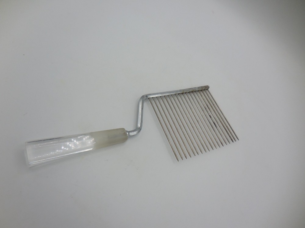 Vintage Cake Breaker White Plastic Clear Plastic Handle
