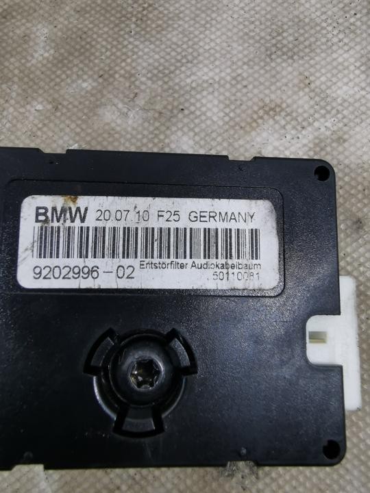 Antenna amplifier BMW X3 2011 9202996