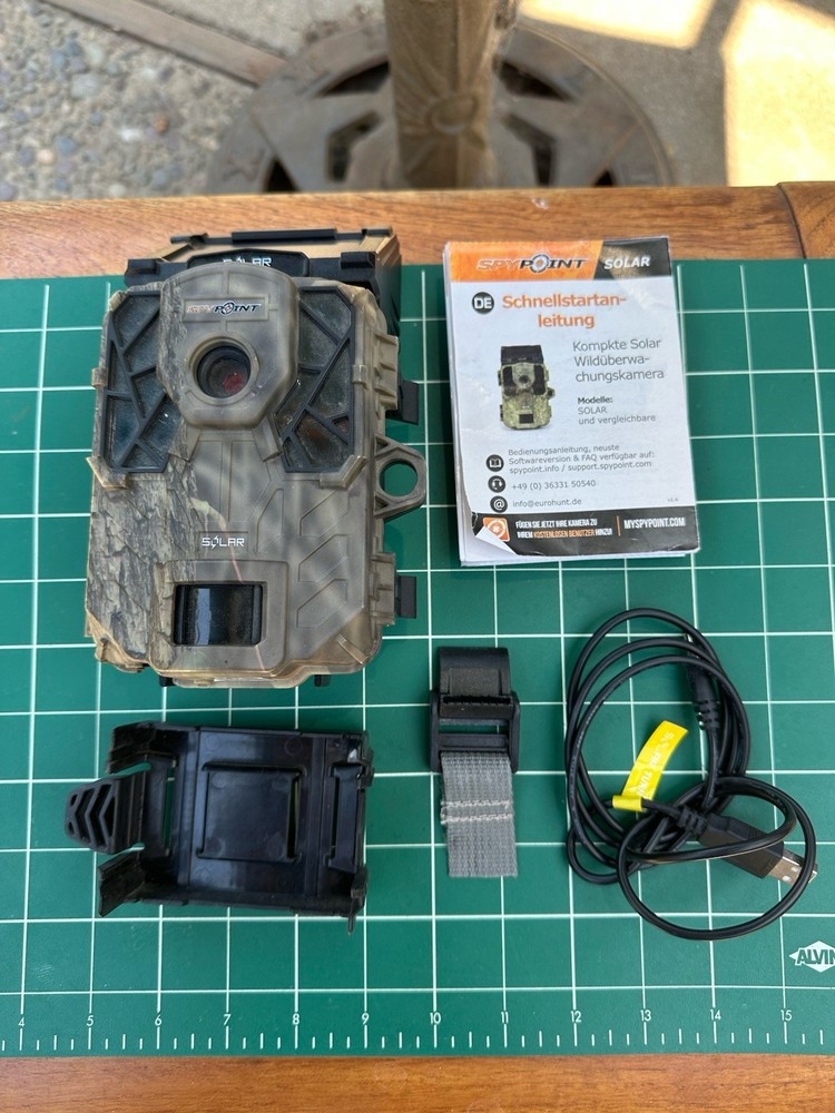 SPYPOINT Solar  Trail Camera