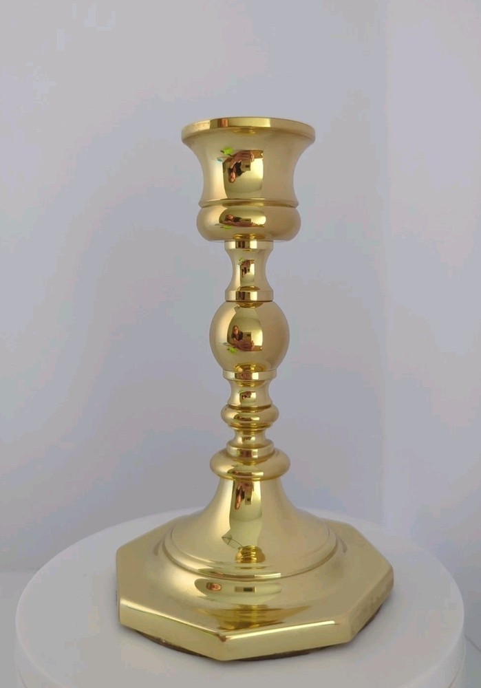 Vintage Baldwin solid brass candlestick holder with classic colonial/traditional