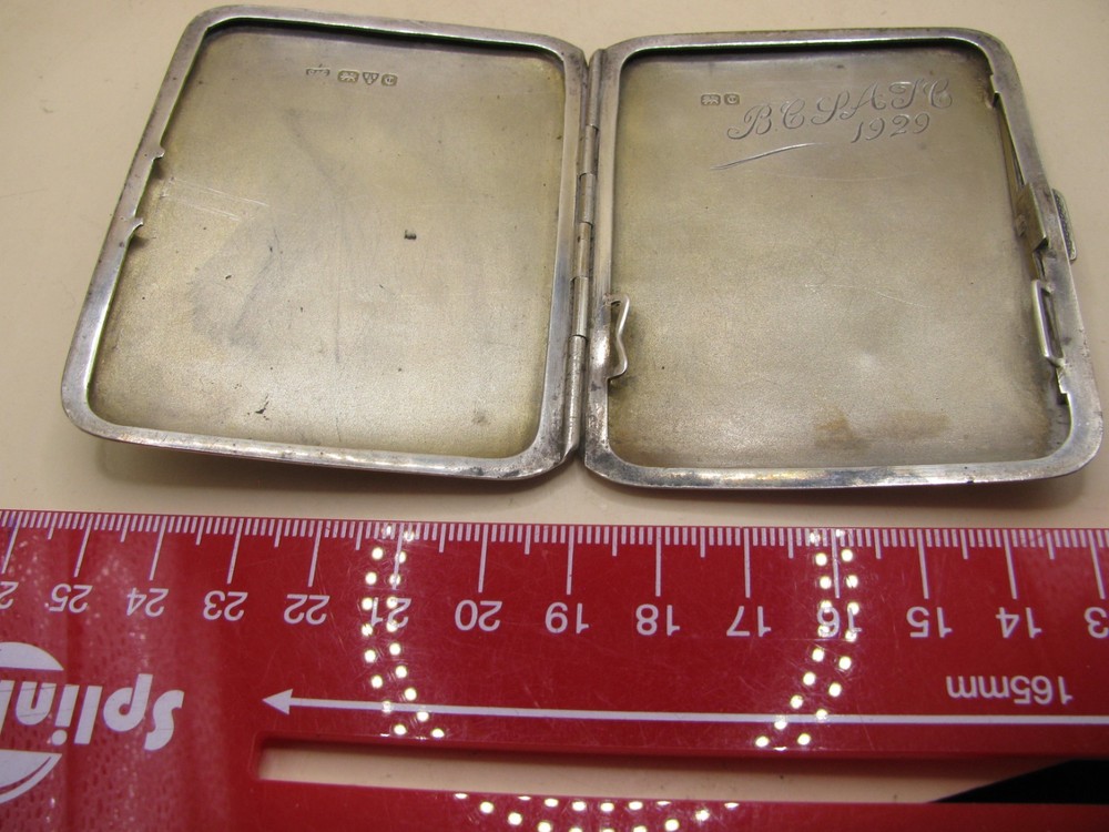 Chester 1929 Sterling Silver Cigarette Case With Engine Turned Design