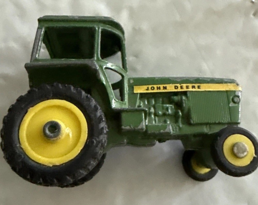 John Deere Tractor 1/64 Scale #1