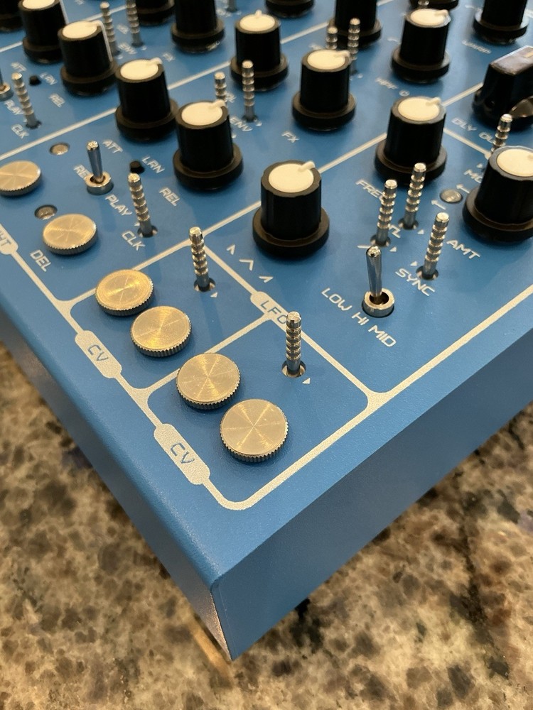 Soma Pulsar-23 Drum Machine Turrent Version w/ Deck-Saver Case Pristine