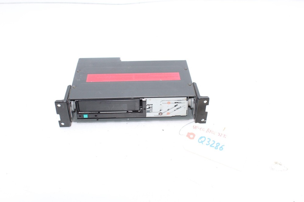 99-00 BMW 323I E46 CD CHANGER Q3286
