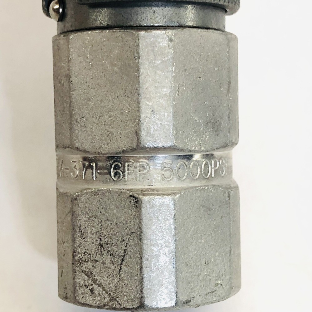FEM3716FP QUICK COUPLER 5000PSI