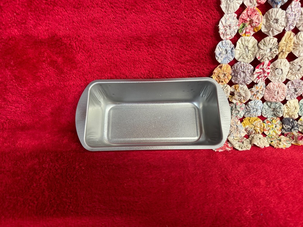 Silvertone Loaf Pan