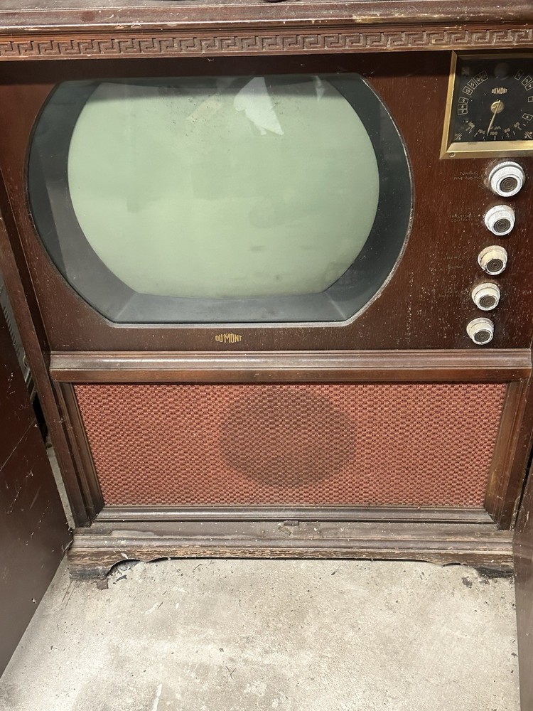 Vintage Dumont Television RA-113