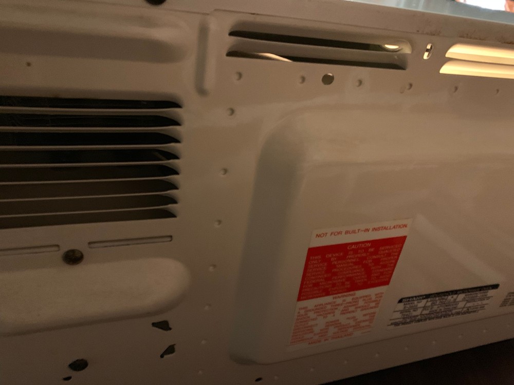 Sharp R-3A66 Microwave Oven