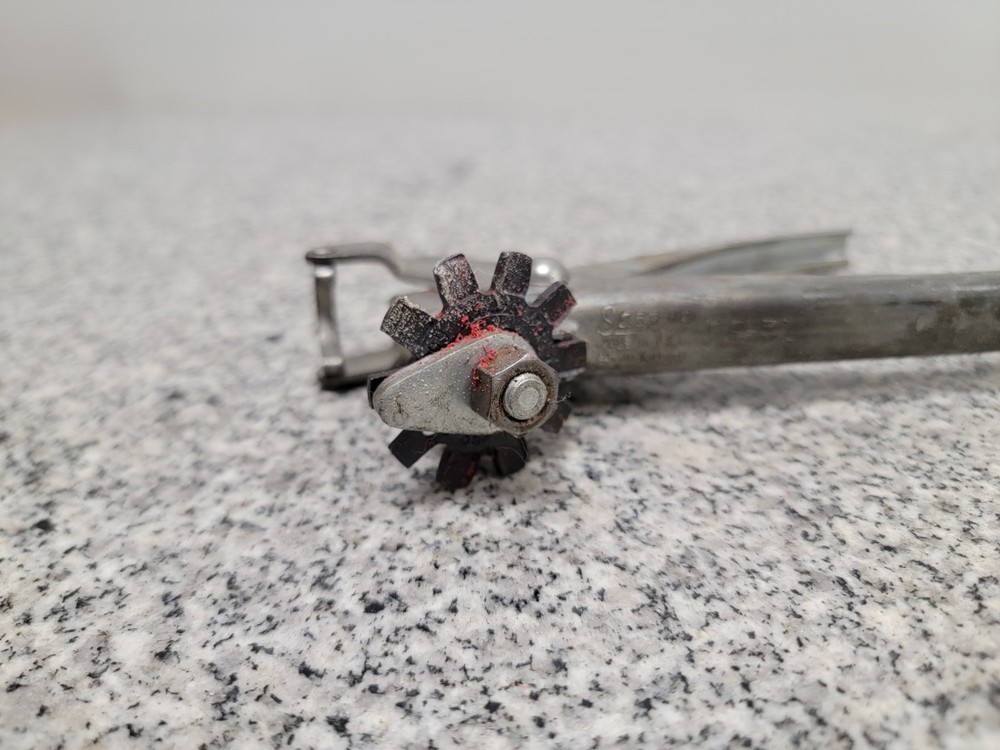 Vintage Snap On CF71 Spark Plug Gapping Tool Speed Gapper