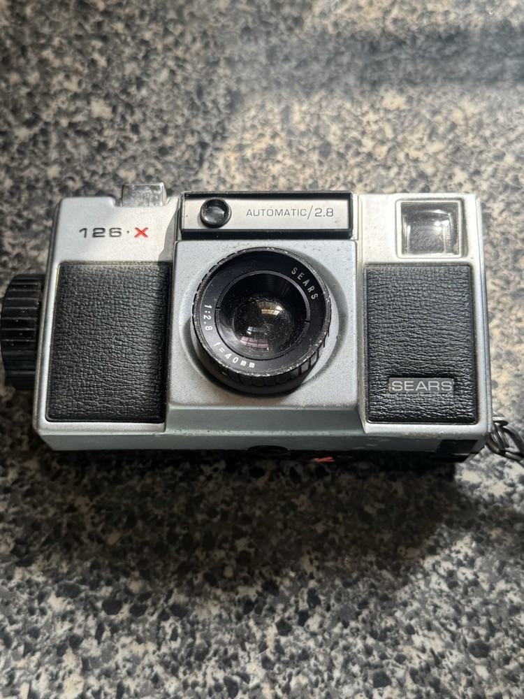 Sears 126 X Camera 40 MM Automatic/2.8 TESTED!! Working
