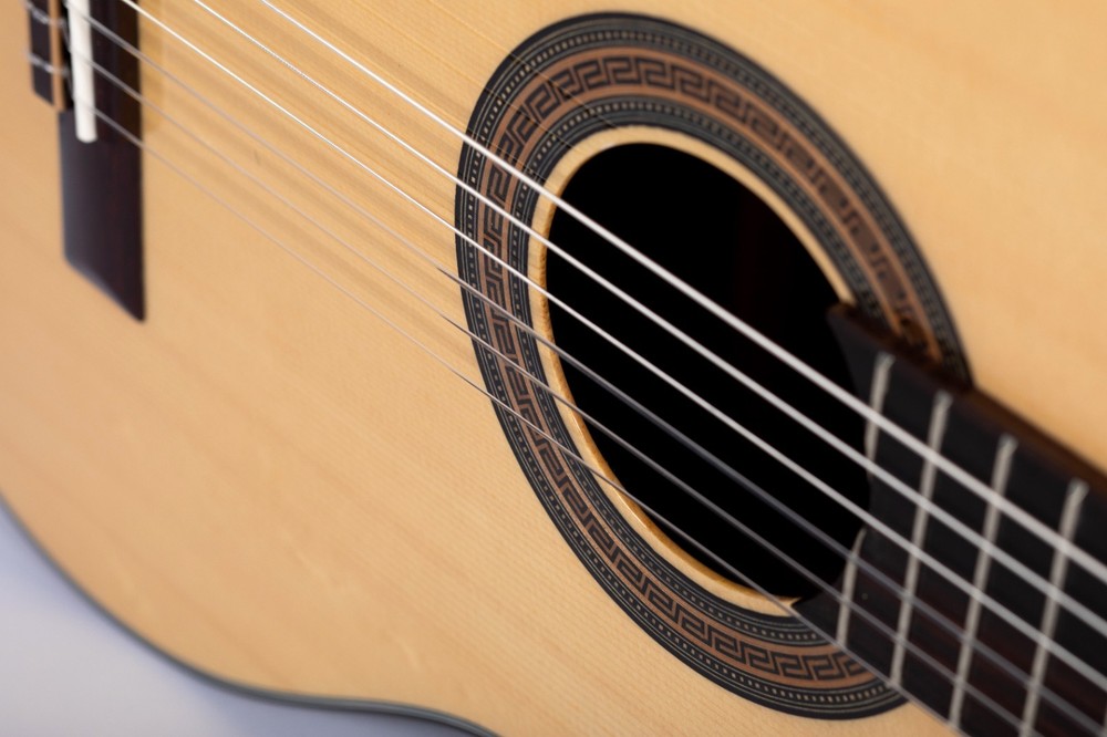 Stanson high-quality classical guitar, solid spruce top