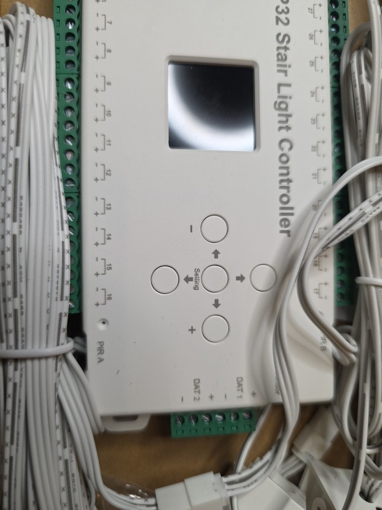 Motion Sensor LED Stair Controller, 32 Channel PIR Motion Sensor Dynamic Stairca