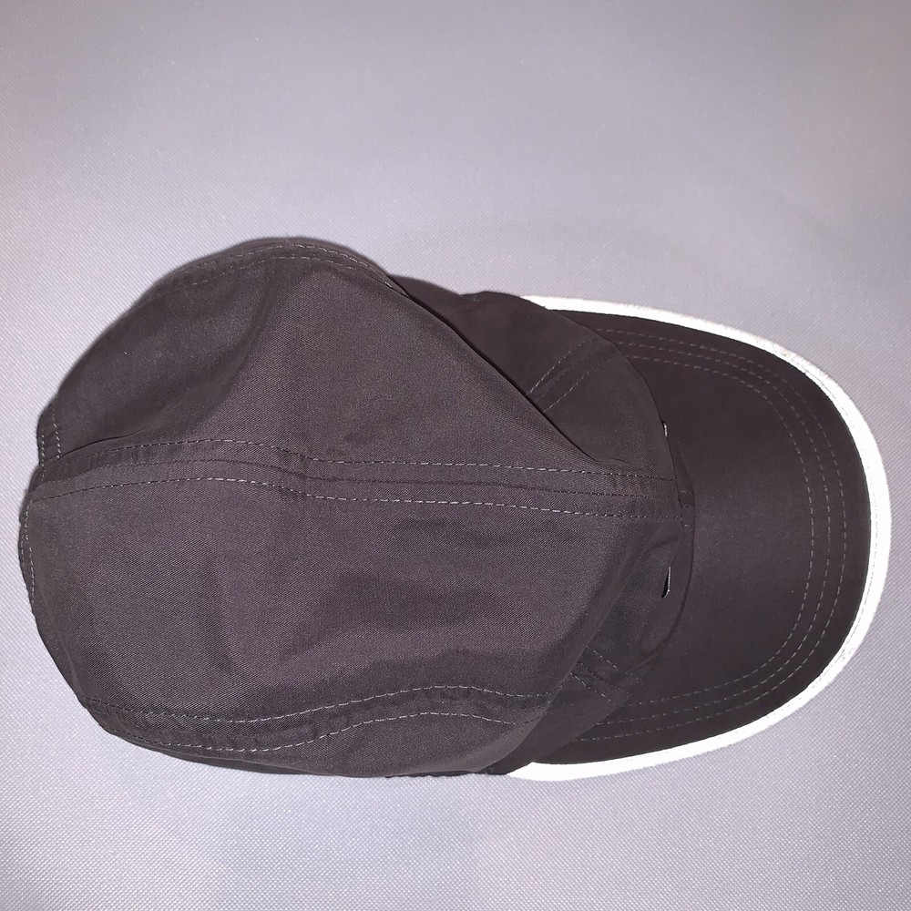 Brooks Running Hat Reflective Adjustable Gray Cap Red Light Strap NOT WORKING