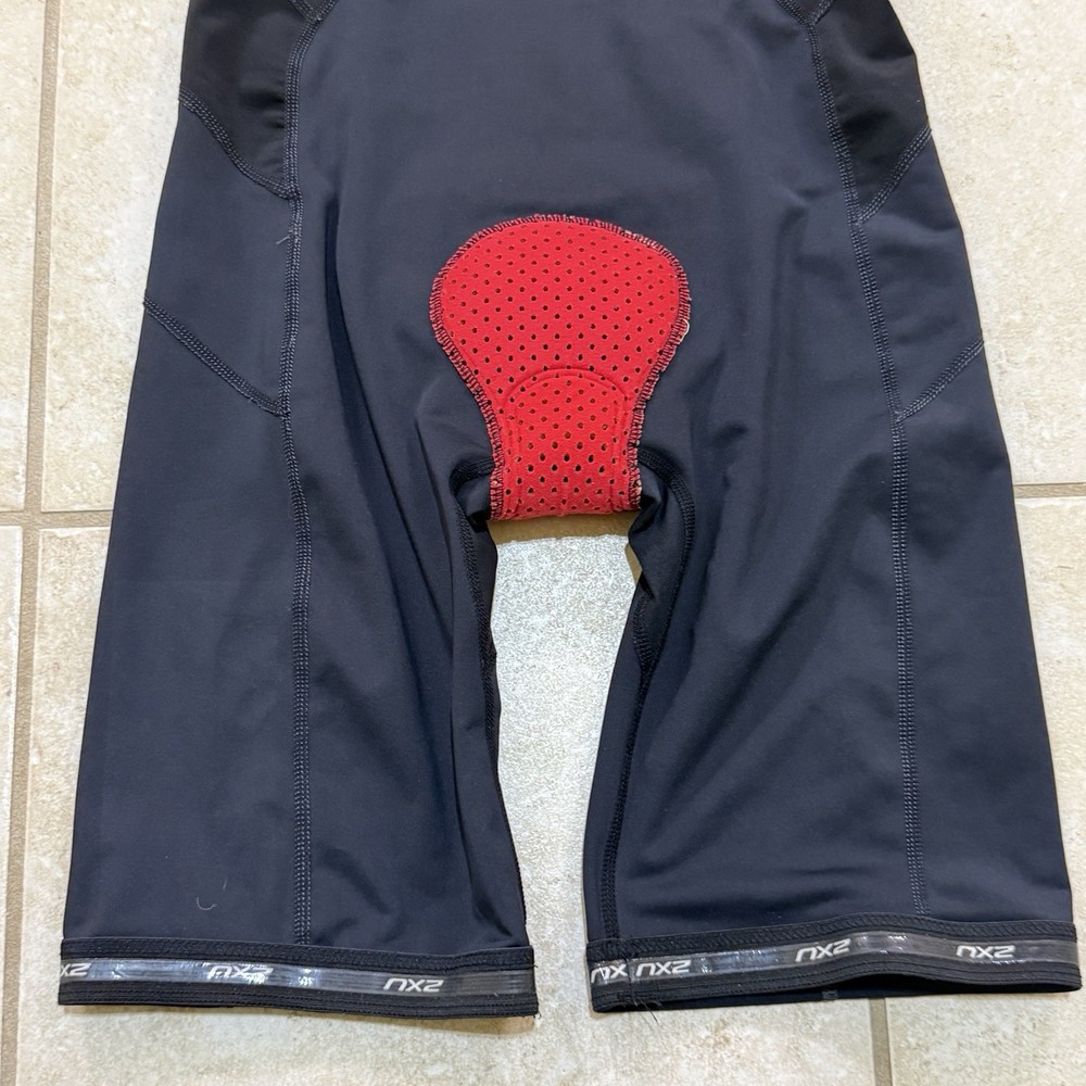 MEN'S 2XU TRIATHALON BLACK SUIT SIZE LARGE