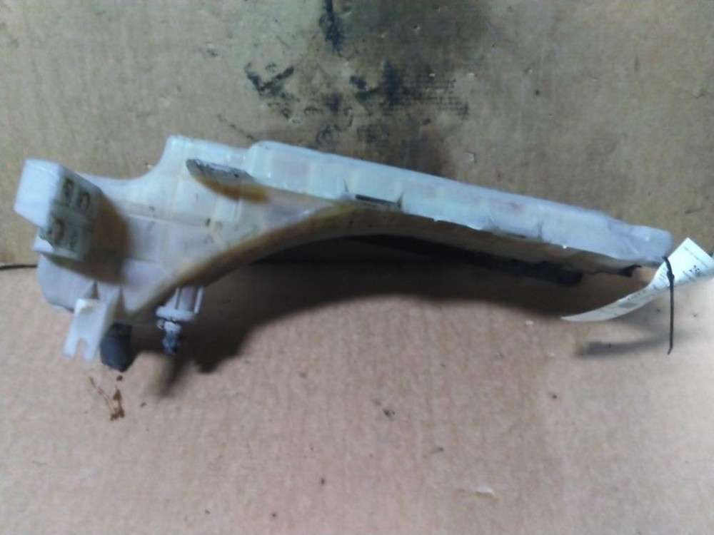 For 2015 VOLVO VNL RADIATOR OVERFLOW TANK , IL