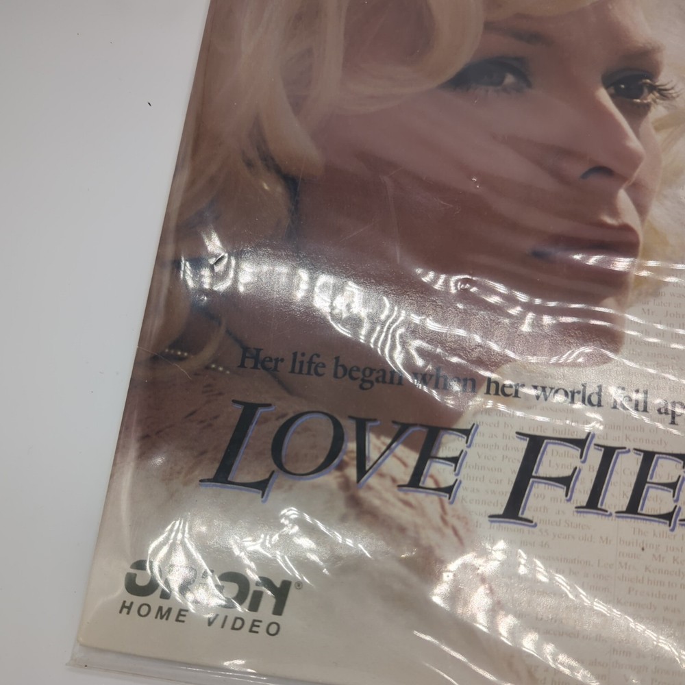 Love Field Laserdisc - Michelle Pfeiffer