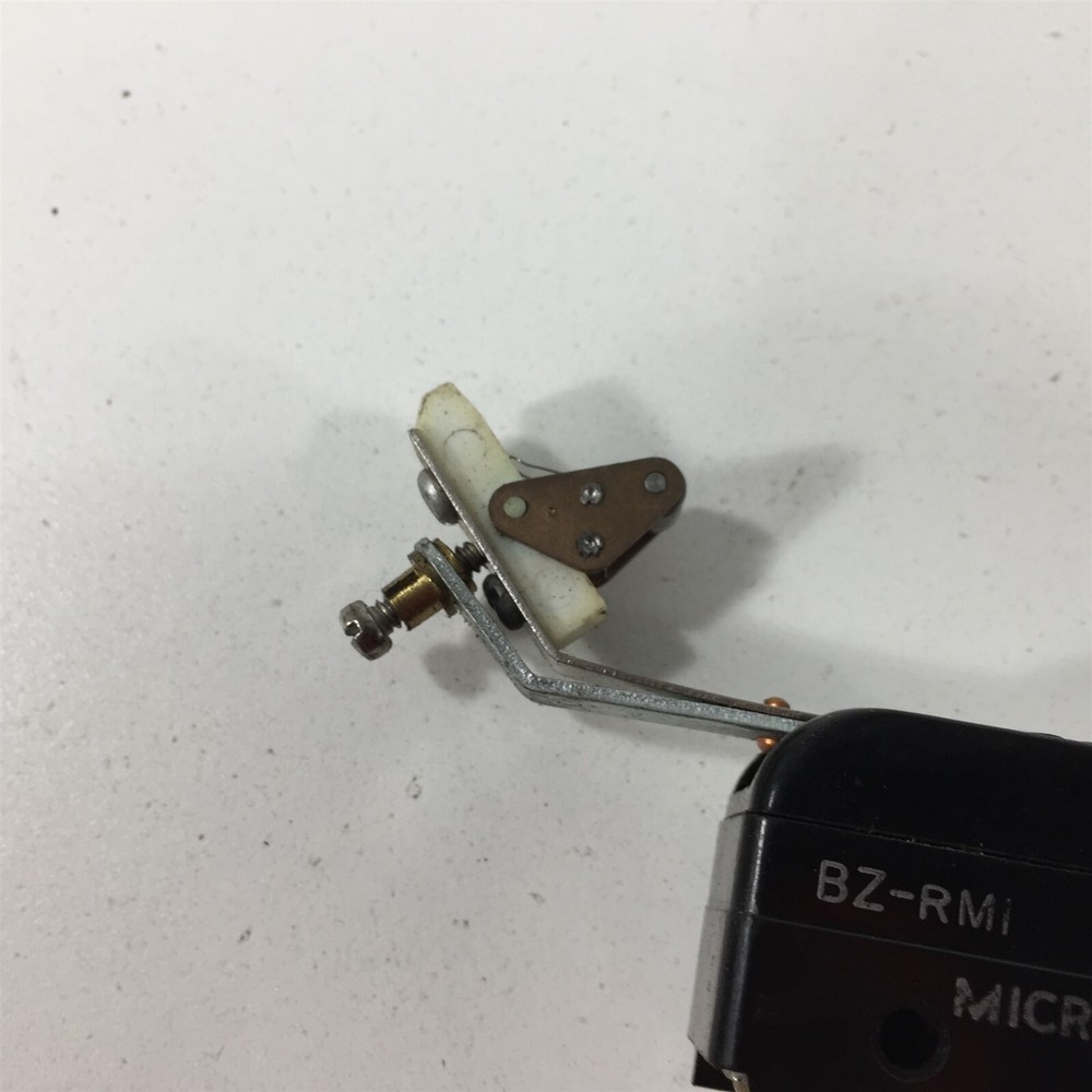 (1) Honeywell BZ-RM1 Microswitch
