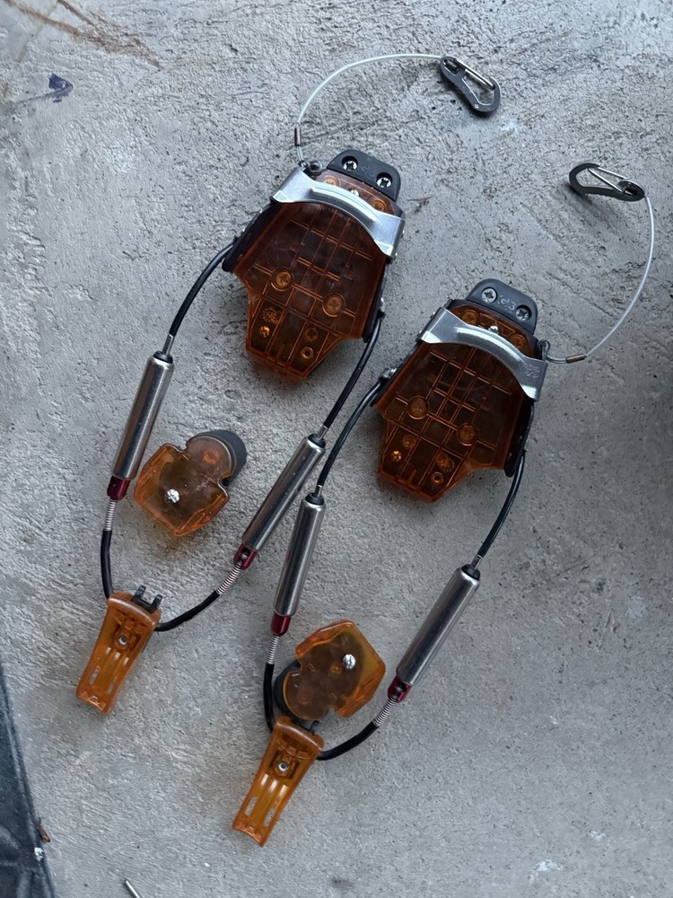 G3 TARGA Telemark TM ski bindings w/ leashes, & mounting hardware~