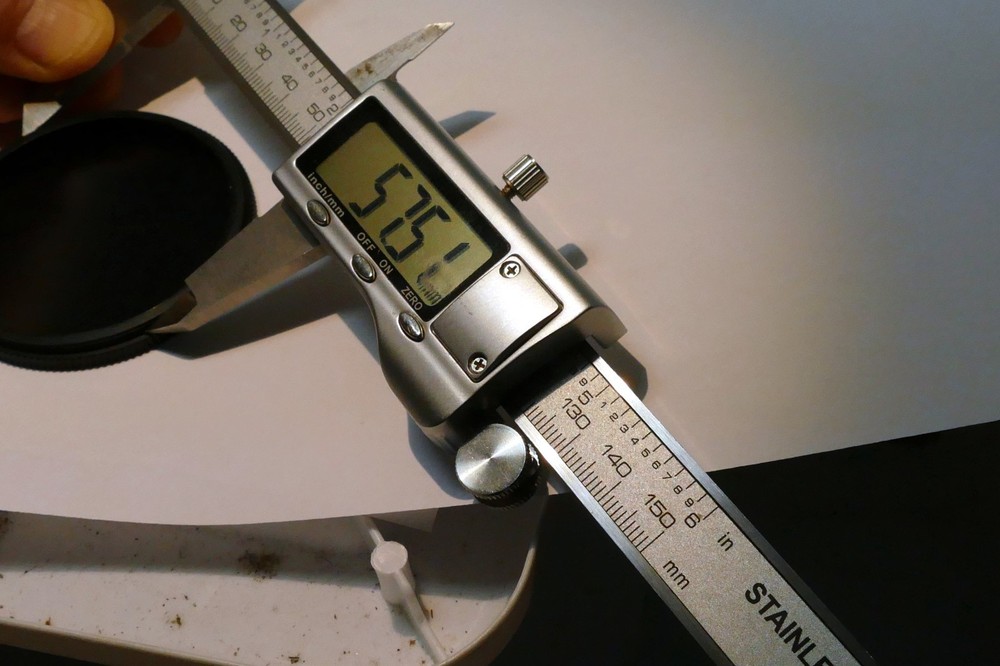 plastic 58mm Lens Front Cap screw in type threaded