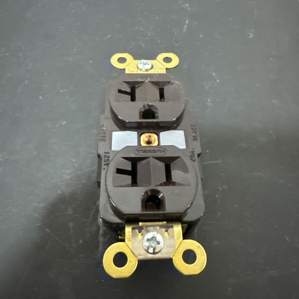 Hubbell HBL5362 Duplex Receptacle 20A 125V Brown