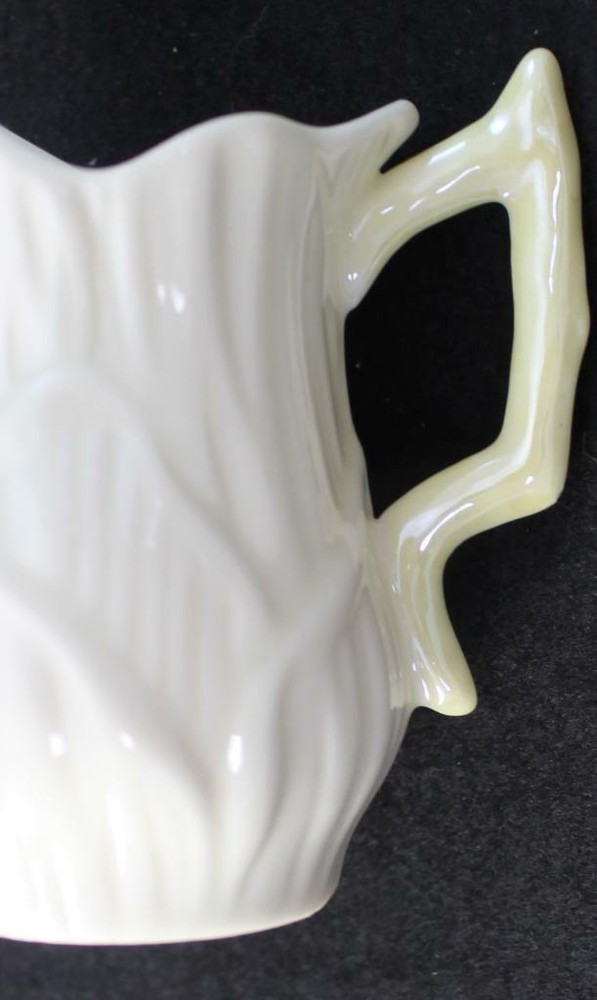 Belleek LILY WHITE Creamer Yellow Handle GREAT CONDITION