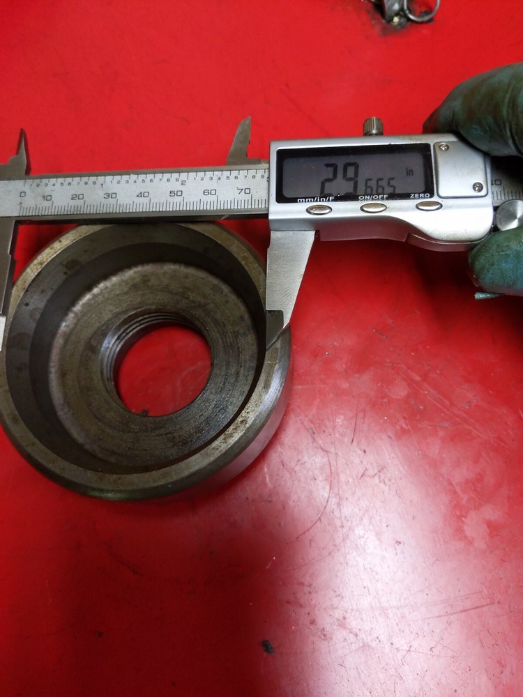 1-1/2" x 8 TPI 2-1/2" Step Collet Closer