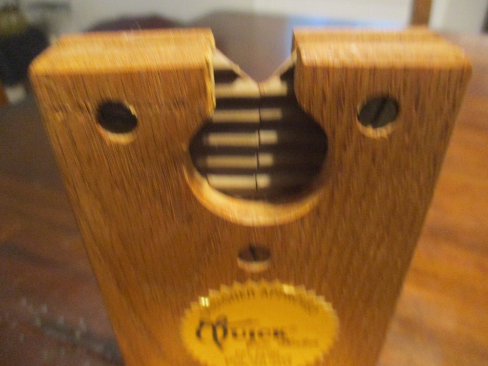 Designer Approved Quick Bow Maker mfg. Ten Oaks