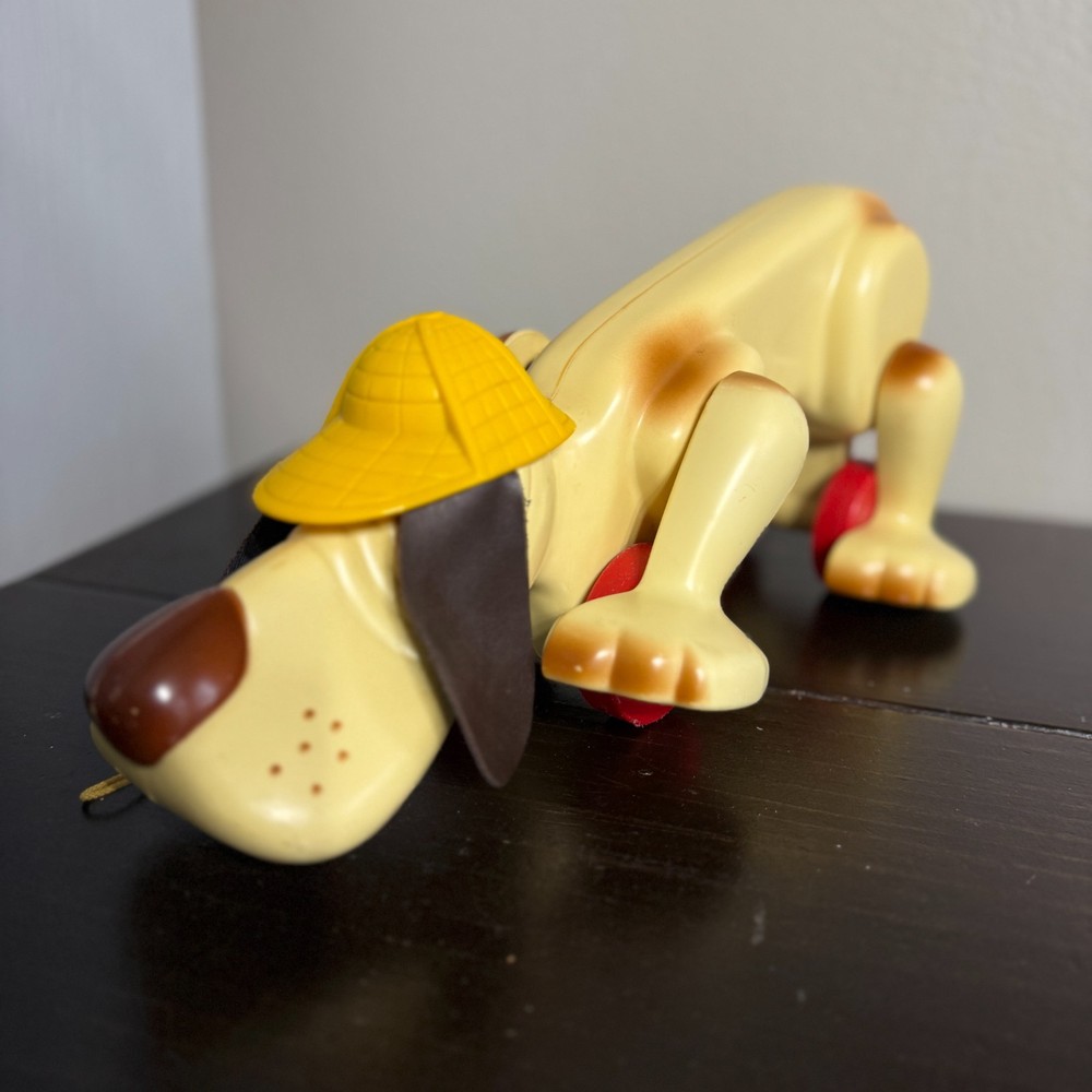 Vintage 1970s Hasbro Digger The Bloodhound Dog Sleuth Detective Pull String