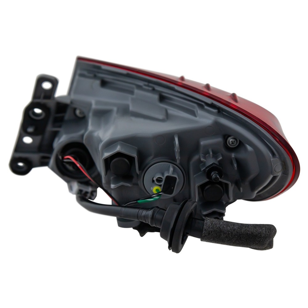 Tail Light Assembly outer For Chrysler 200 2015-2016 Driver Left Side 68110361AA