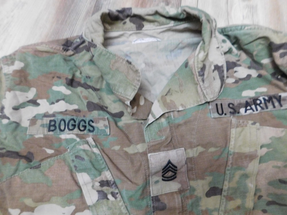 US ARMY OCP COAT SZ MEDIUM - X SHORT