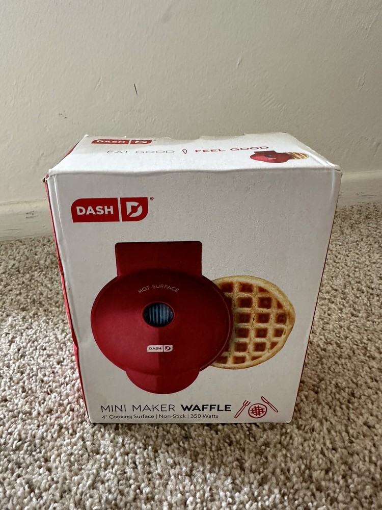 DASH MINI WAFFLE MAKER - RED,4 Inch,DMW001RD