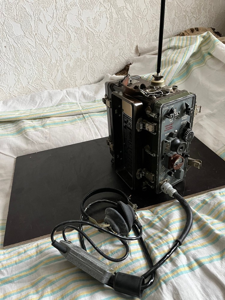 Soviet military radio R-105M