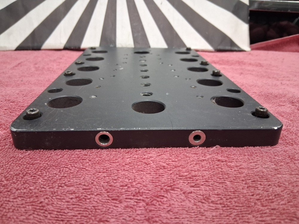 Vinten large wedge plate for tripod head