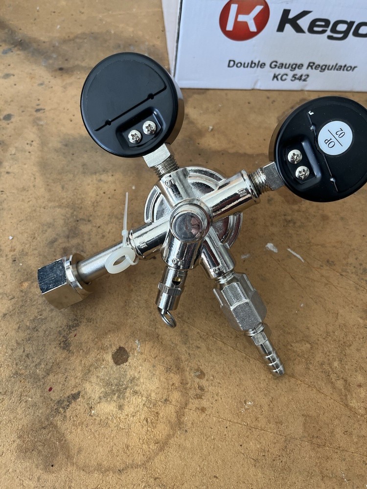 Kegco Double Gauge Regulator kC 542