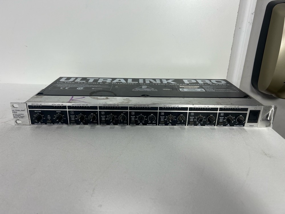 BEHRINGER MX882 (P03041668)