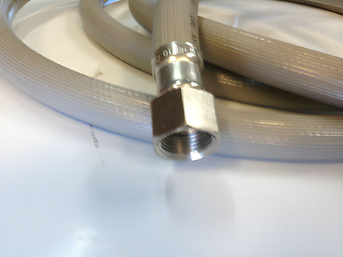 3M GAS HEATER 3/8" BSP HOSE WITH BAYONET COUPLING AGA APPROVED RINNAI EVERDURE