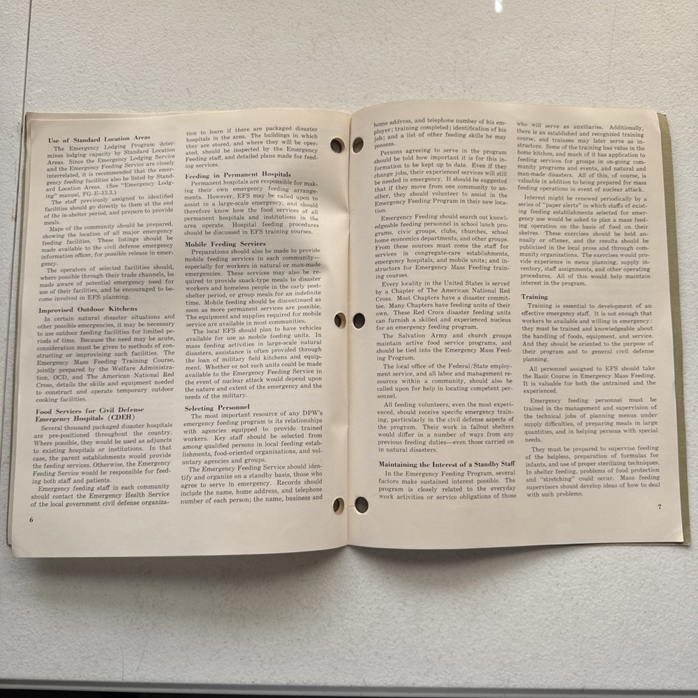 Emergency Feeding, Emergency Welfare Services Manual June 1966
