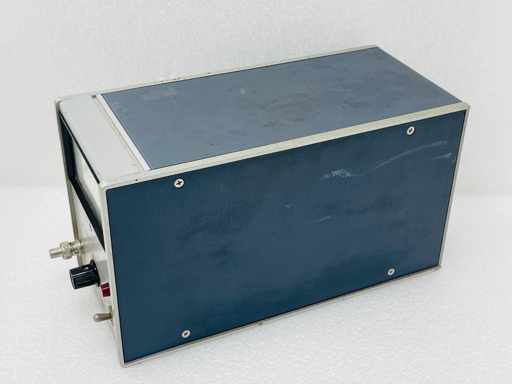 Hewlett-Packard 3400A RMS Voltmeter / READ