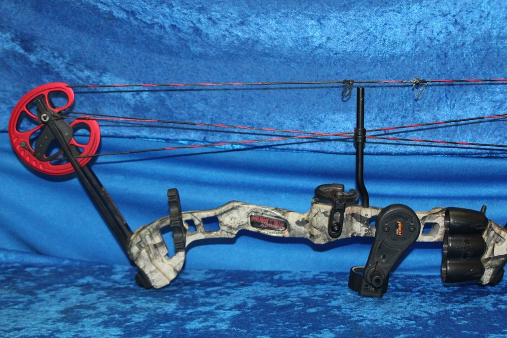Hunter XTreme Barnett Archery Compound Bow Mossy Oak Right Handed