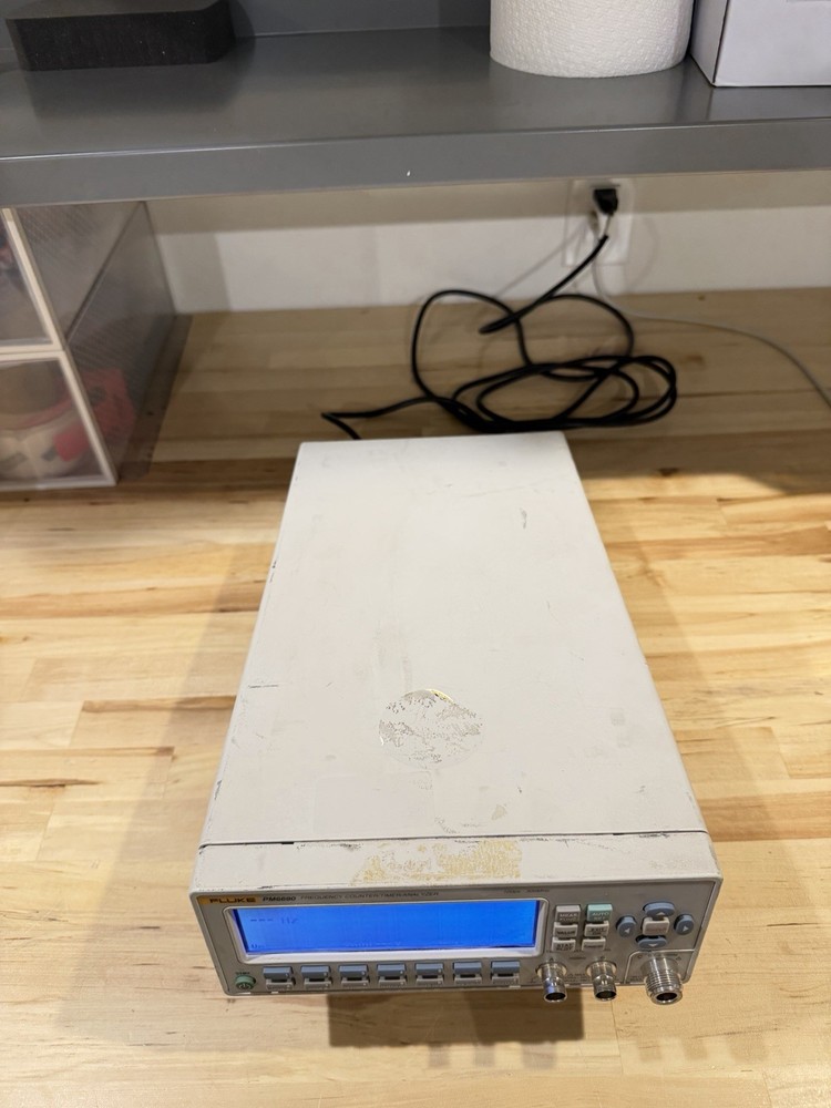 FLUKE PM6690 FREQUENCY COUNTER / TIMER ANALYZER (TESTED) SHIPS FREE
