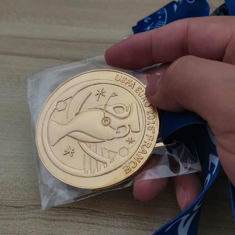 2016 CHAMPION MEDAL PORTUGAL