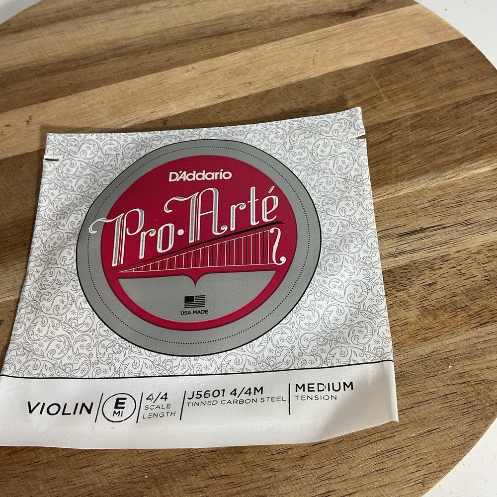 D’Addario Pro Arte Violin E String Medium 4/4 New (PG)